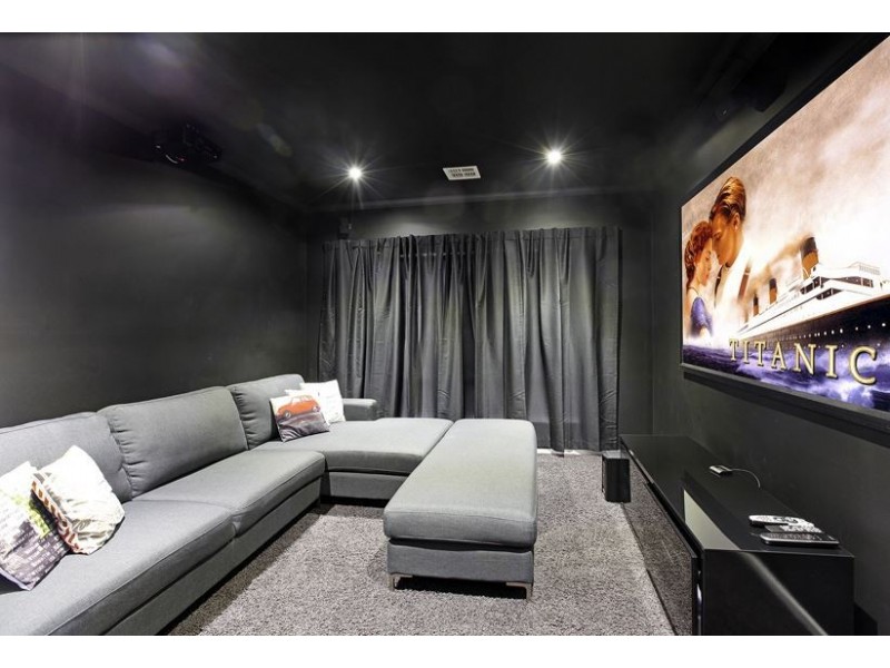 12 Knightsbridge Drive, Epping VIC 3076