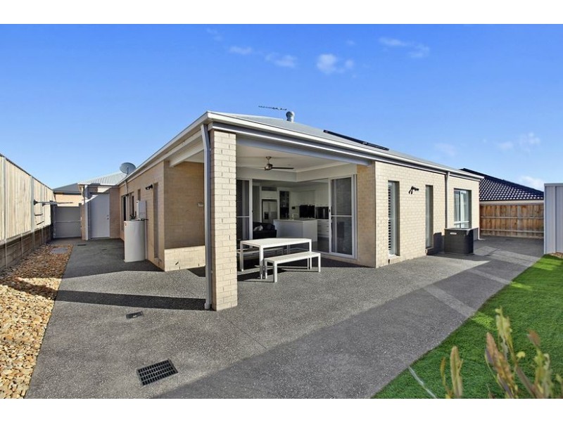 12 Knightsbridge Drive, Epping VIC 3076