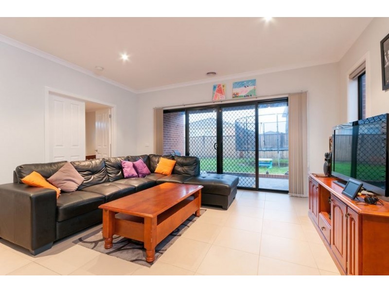 11 Pavilion Boulevard, Epping VIC 3076