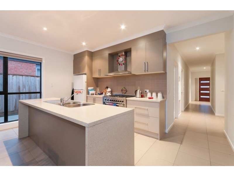 11 Pavilion Boulevard, Epping VIC 3076