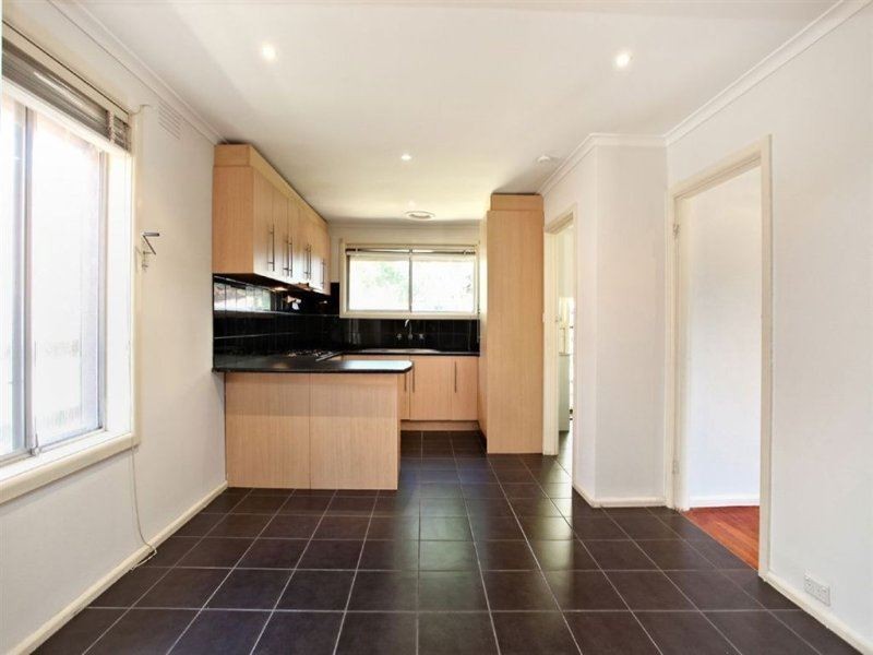 5 Magnolia Court, Lalor VIC 3075