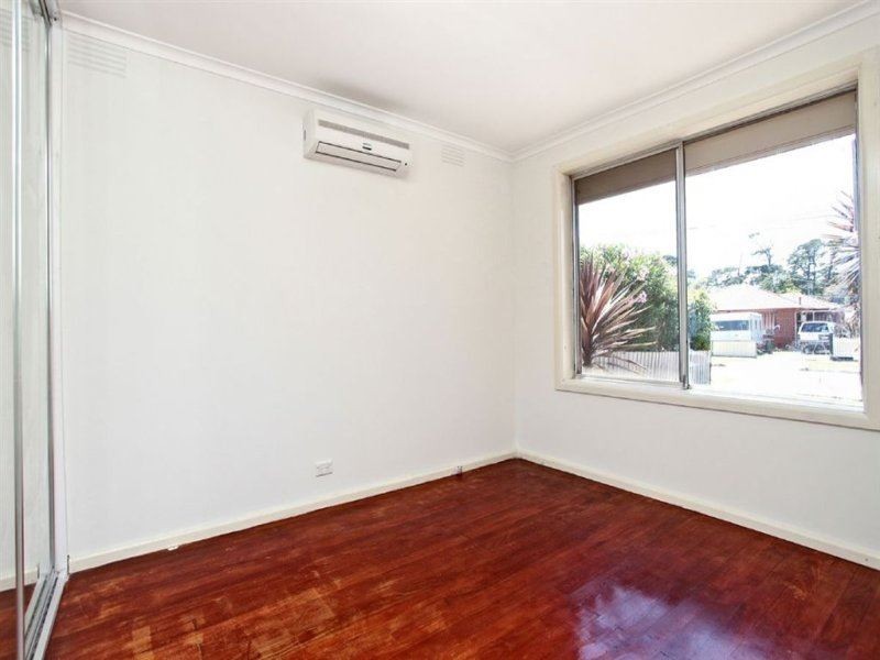 5 Magnolia Court, Lalor VIC 3075
