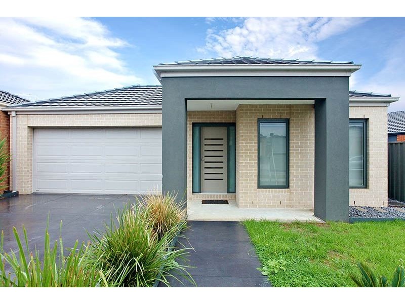 5 Pluto Grove, Mernda VIC 3754