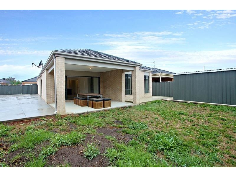 5 Pluto Grove, Mernda VIC 3754