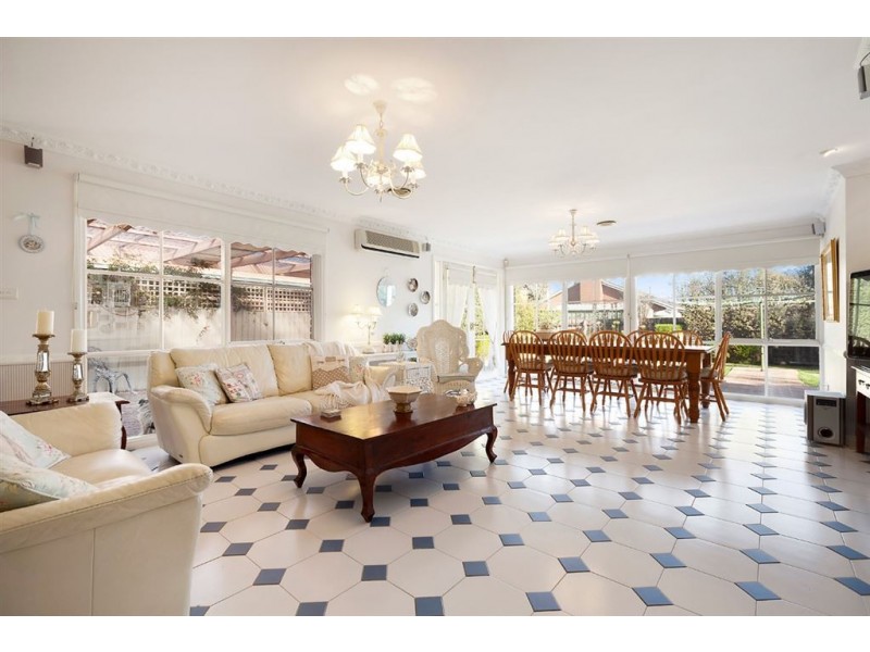 21 Devora Road, Epping VIC 3076