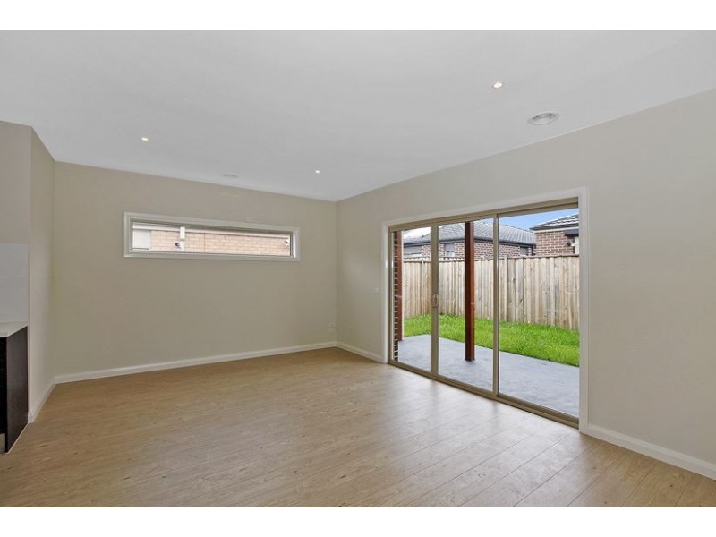 7 Balerno Way, Mernda VIC 3754