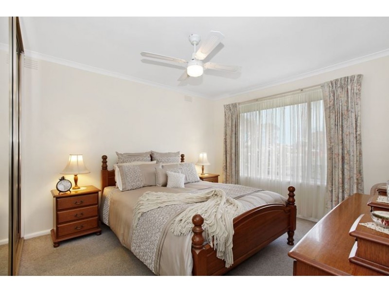 136 Dalton Road, Thomastown VIC 3074