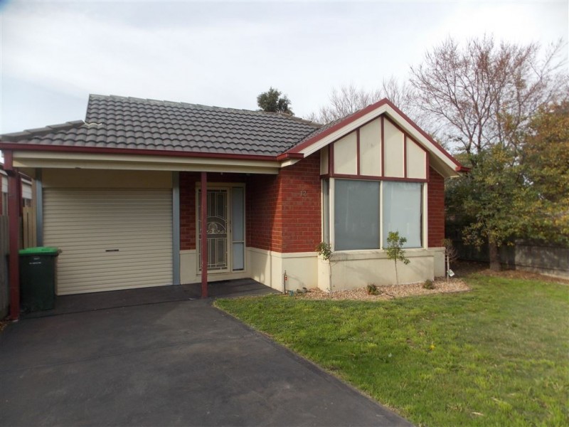 12 Nivea Terrace, South Morang VIC 3752