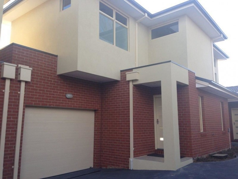 2/10 Pratt Street, Reservoir VIC 3073