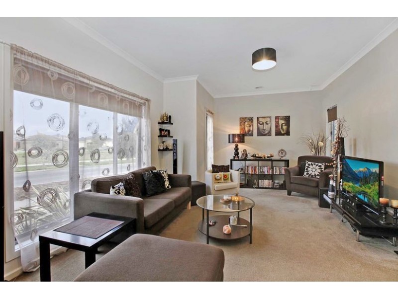 27 Glenorchy Way, South Morang VIC 3752