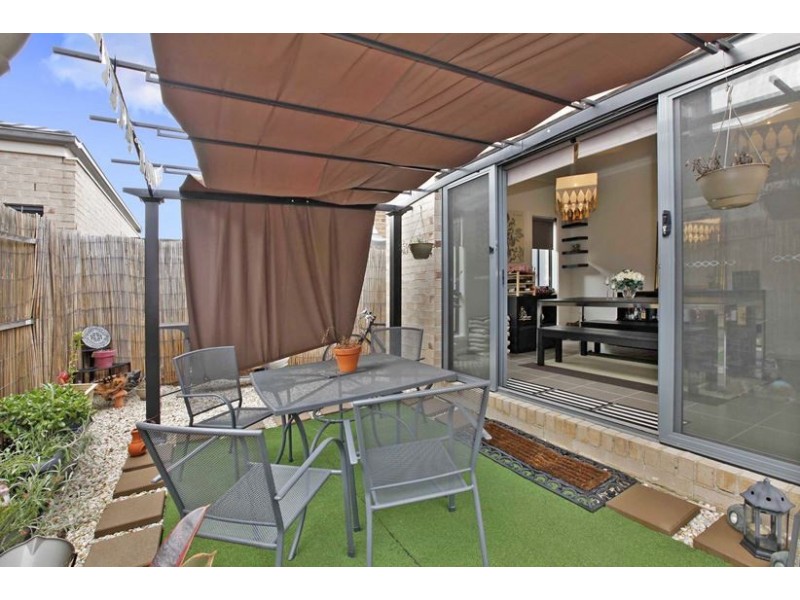 27 Glenorchy Way, South Morang VIC 3752