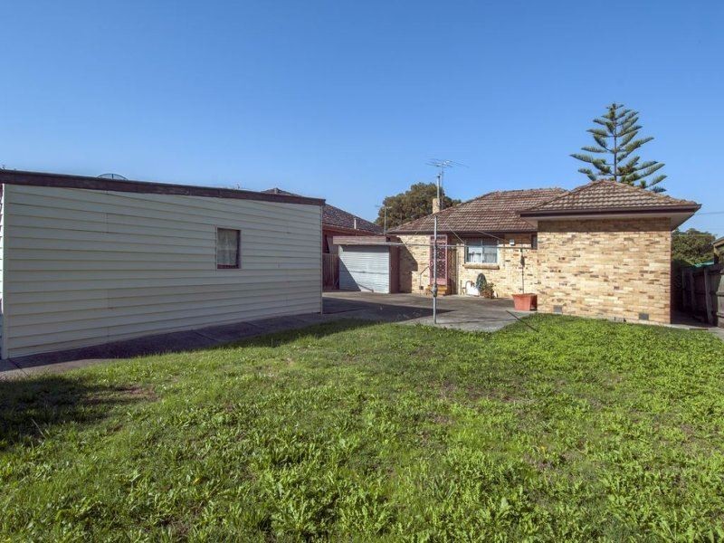 16 Travers Street, Thomastown VIC 3074