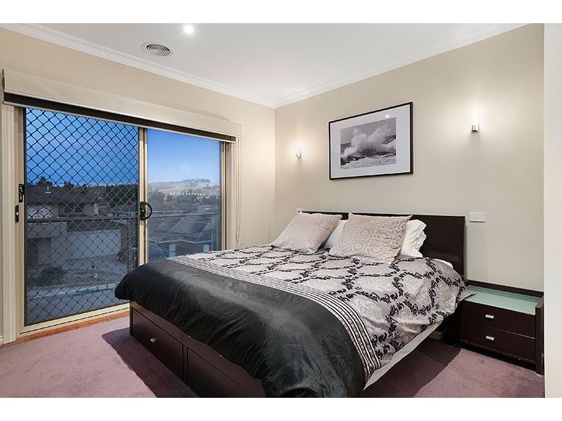 10 Belinda Court, South Morang VIC 3752