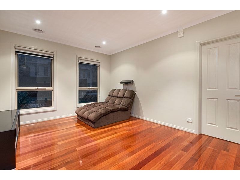 10 Belinda Court, South Morang VIC 3752