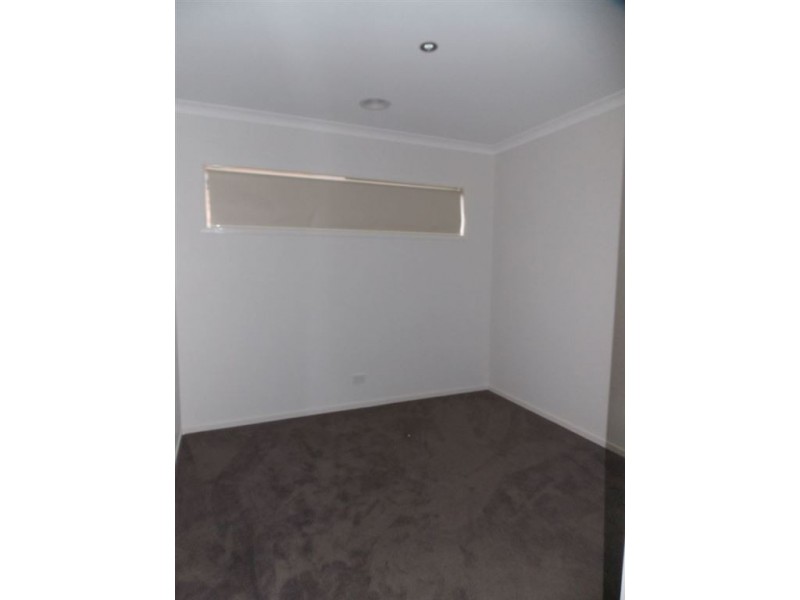 30 Saltlake Boulevard, Epping VIC 3076