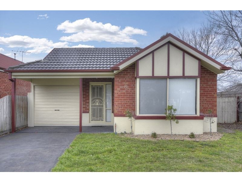 12 Nivea Terrace, South Morang VIC 3752