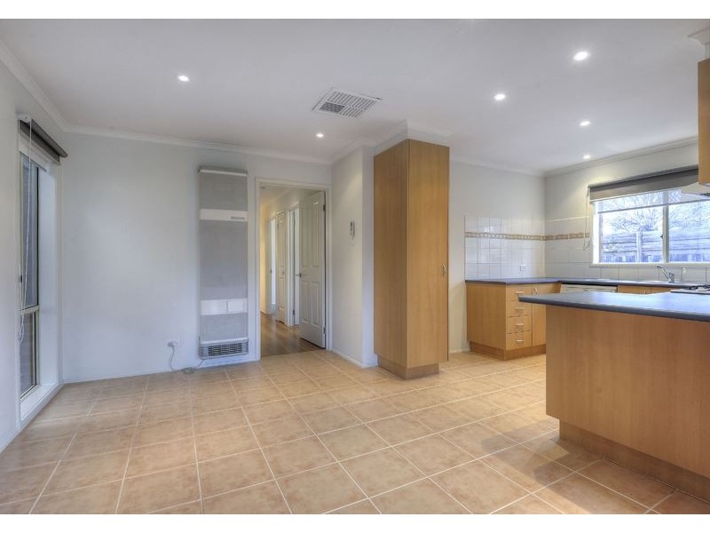 12 Nivea Terrace, South Morang VIC 3752