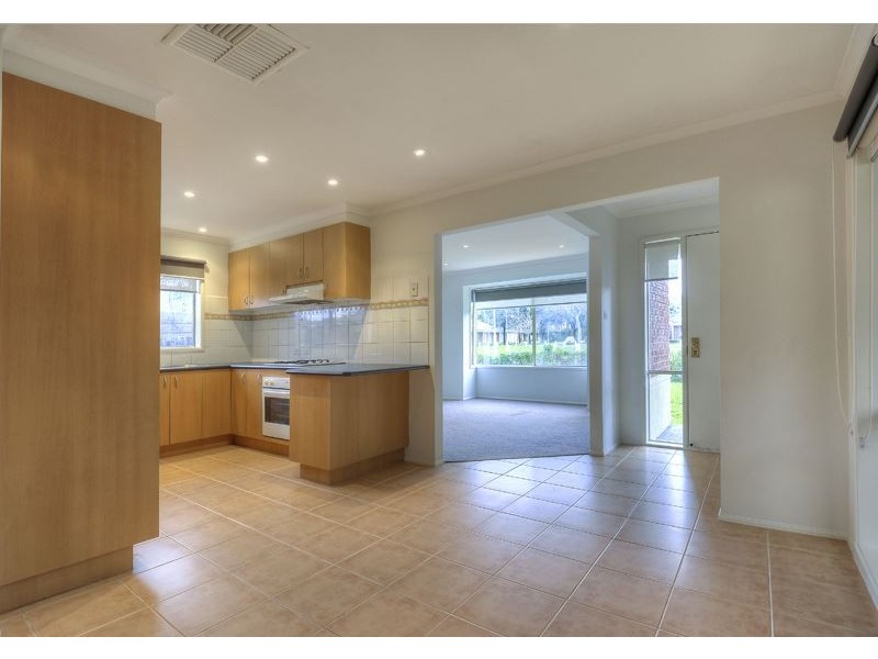 12 Nivea Terrace, South Morang VIC 3752