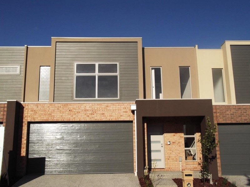 3 Mecklenburg Close, Epping VIC 3076