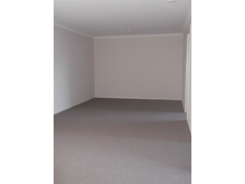 3 Mecklenburg Close, Epping VIC 3076