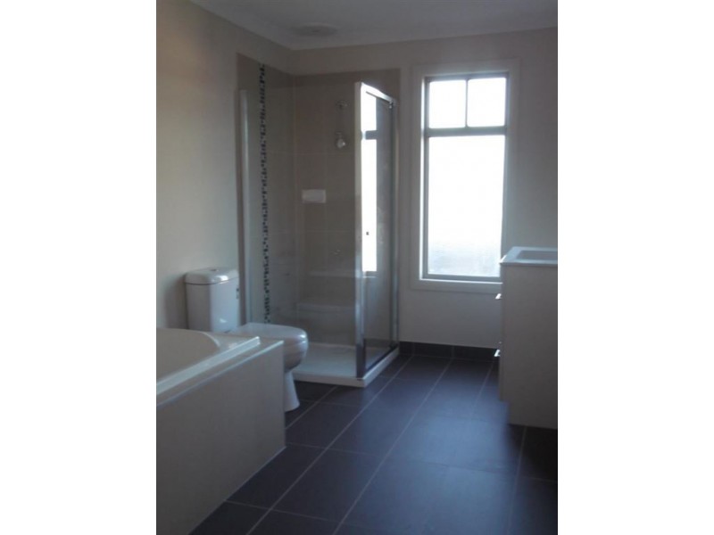 3 Mecklenburg Close, Epping VIC 3076