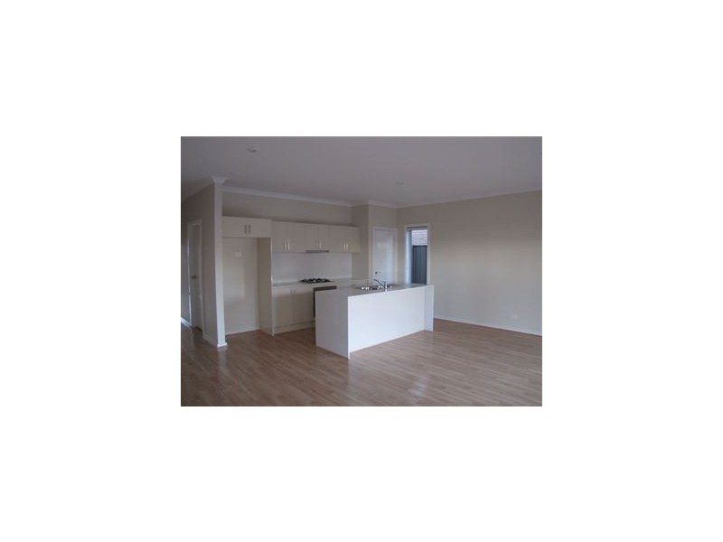 40 Highbury Circuit, Craigieburn VIC 3064