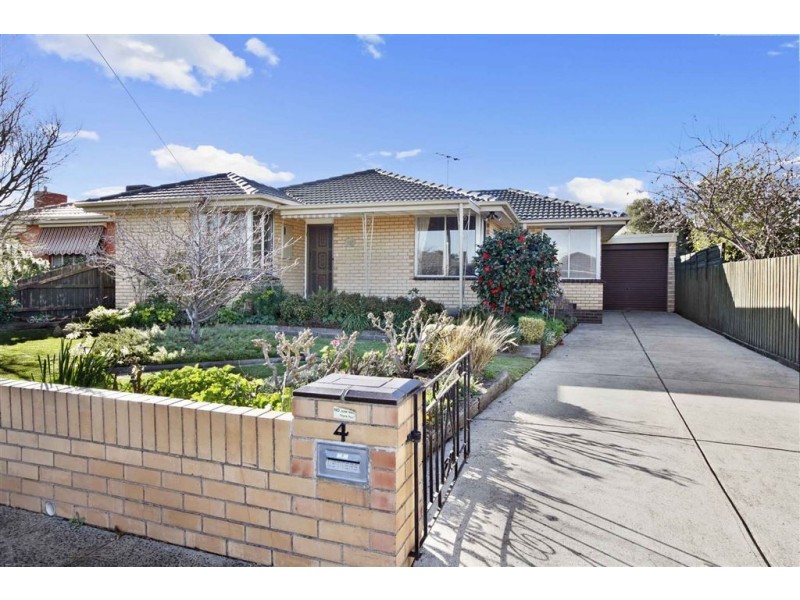 4 Manton Court, Thomastown VIC 3074