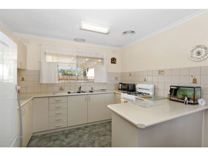 4 Manton Court, Thomastown VIC 3074