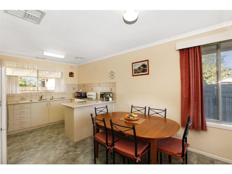 4 Manton Court, Thomastown VIC 3074