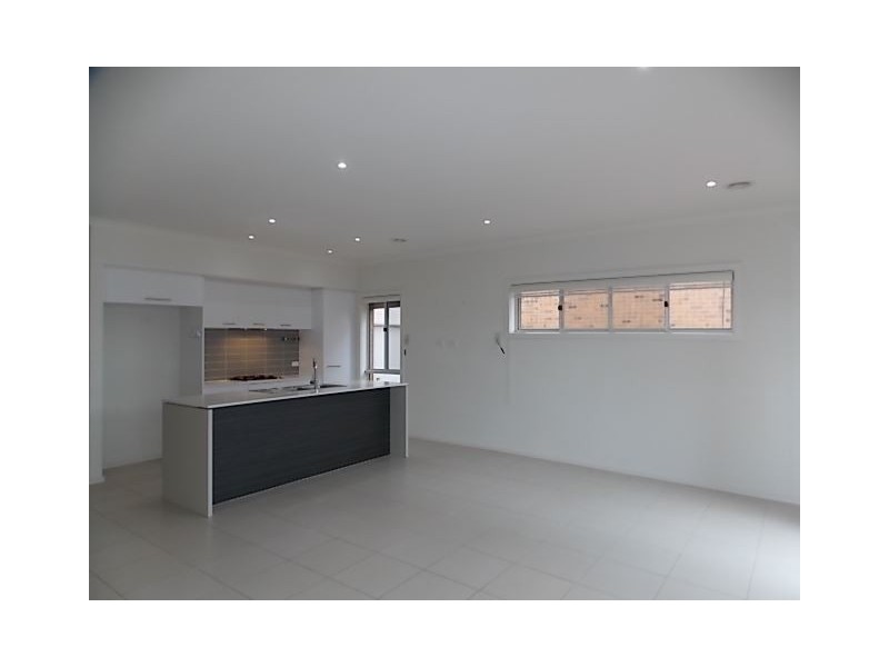 21 Amphion Street, Epping VIC 3076