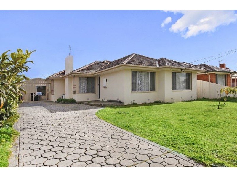 15 Stella Drive, Thomastown VIC 3074