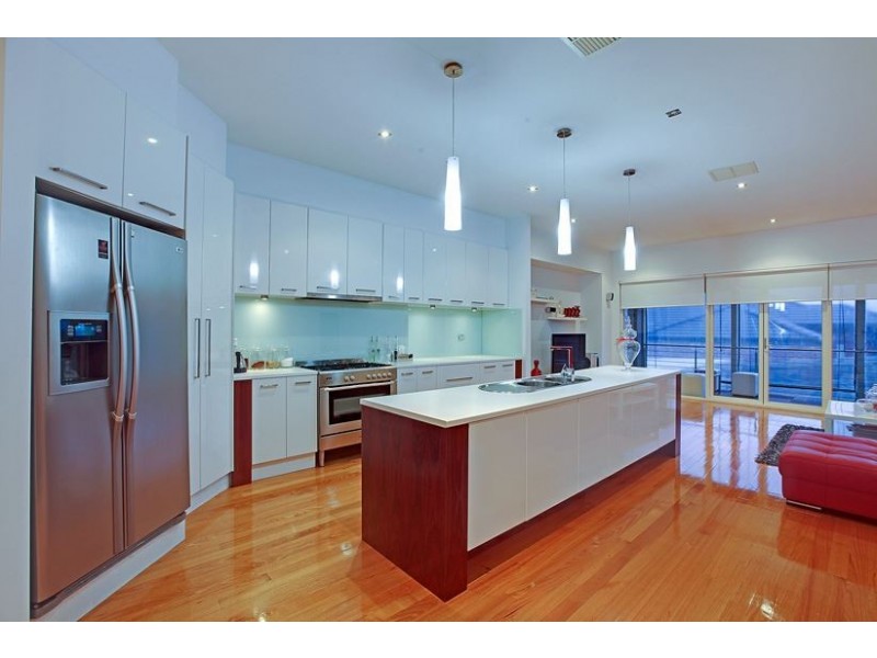 37 Elysee Avenue, South Morang VIC 3752