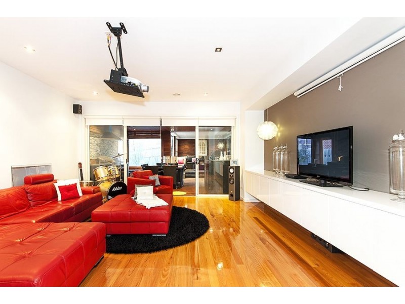 37 Elysee Avenue, South Morang VIC 3752