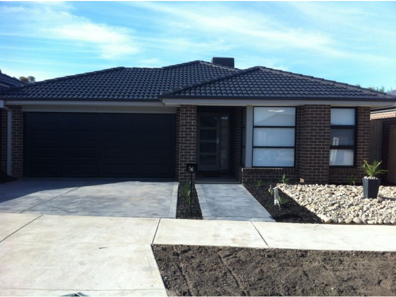16 Altitude Drive, Doreen VIC 3754