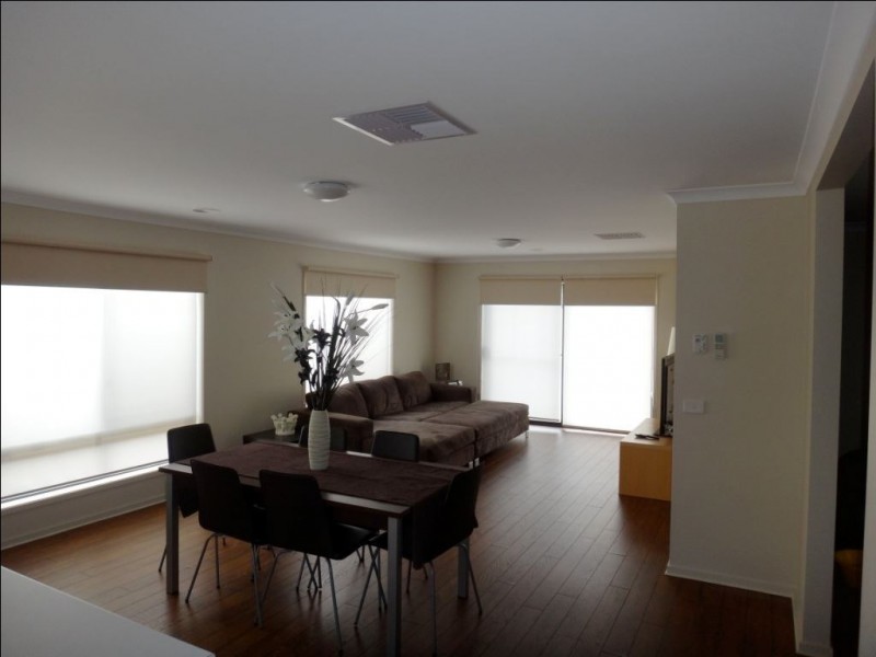 16 Altitude Drive, Doreen VIC 3754