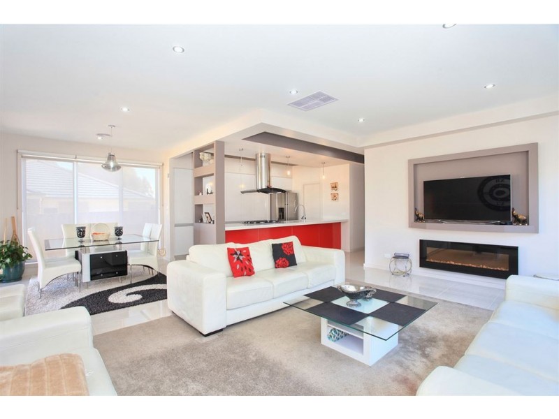 261 Harvest Home Road, Epping VIC 3076