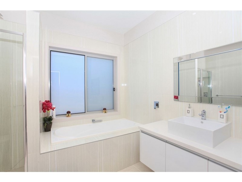 261 Harvest Home Road, Epping VIC 3076