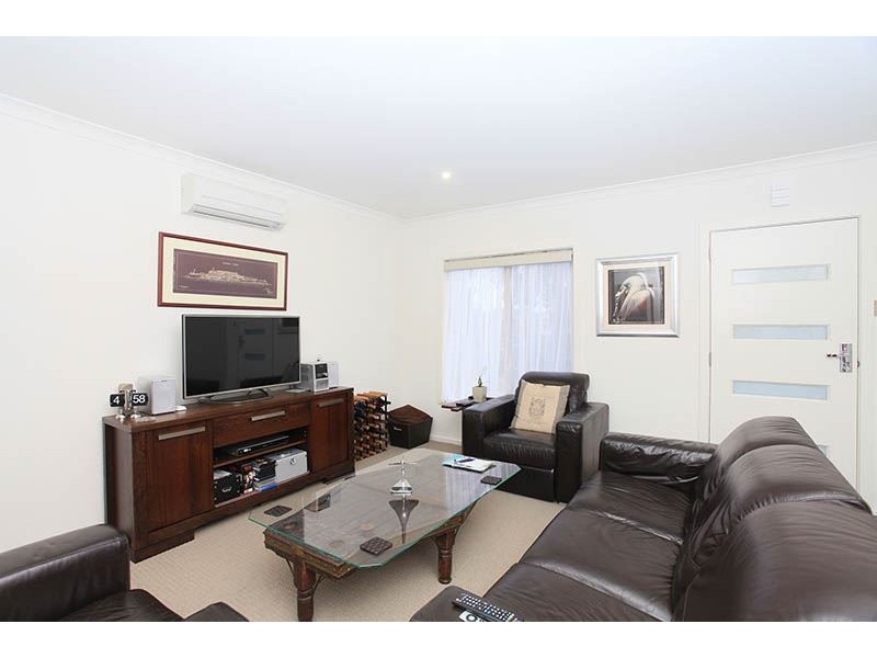 36 Etheridge Lane, Craigieburn VIC 3064