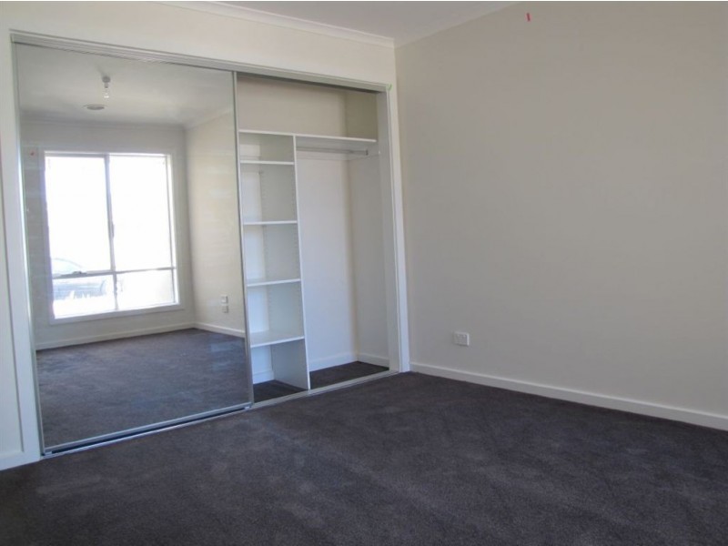 76 Hayston Boulevard, Epping VIC 3076