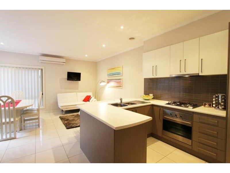 2/45 Rufus Street, Epping VIC 3076
