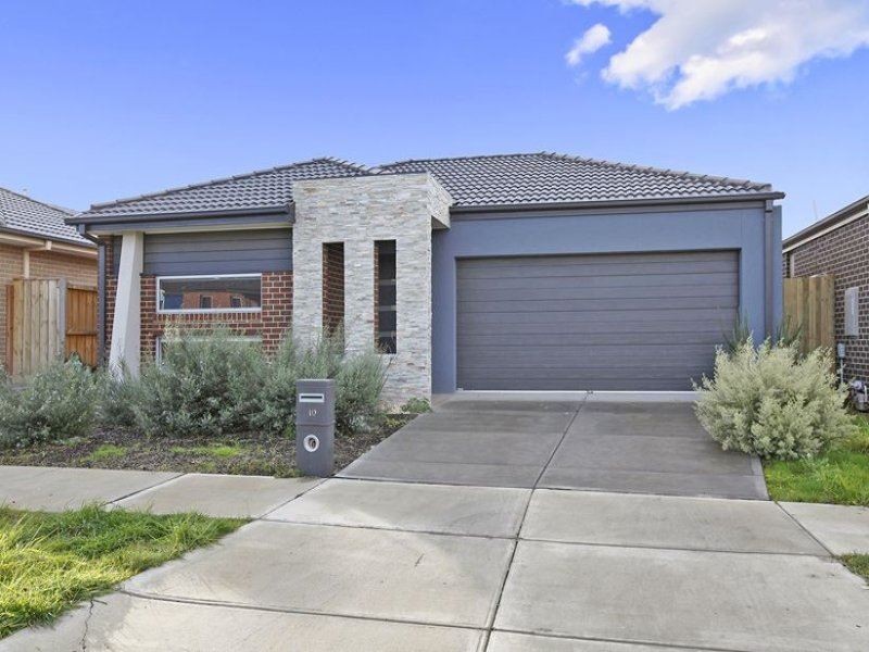 10 Balerno Way, Mernda VIC 3754