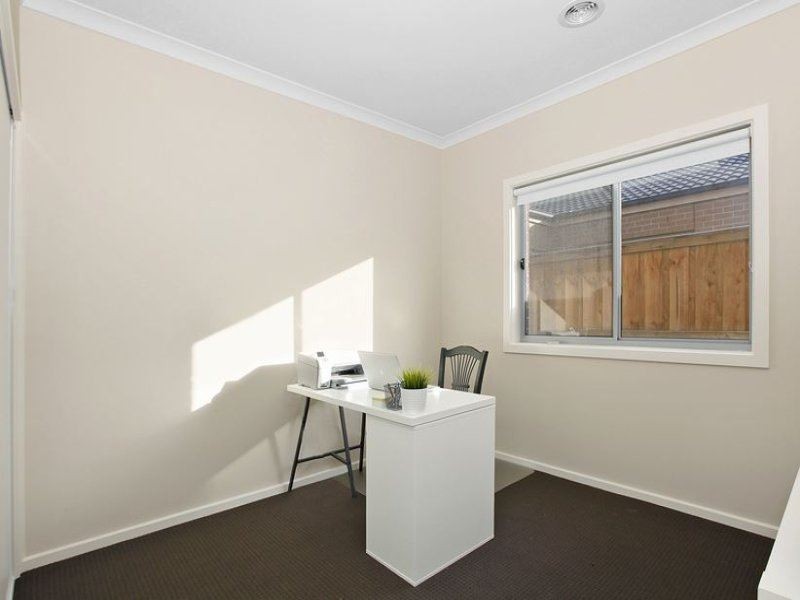 10 Balerno Way, Mernda VIC 3754