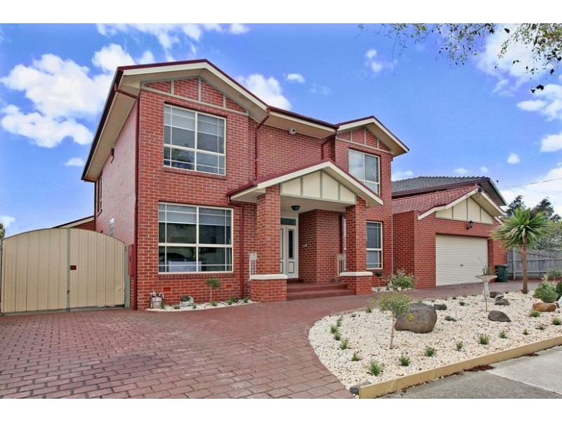 12 Wellington Crescent, Lalor VIC 3075