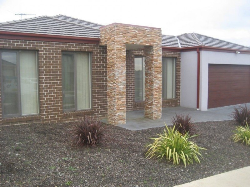 23 Belinda Court, South Morang VIC 3752