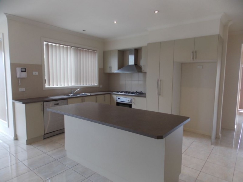 23 Belinda Court, South Morang VIC 3752