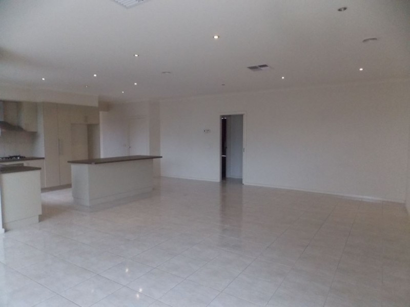 23 Belinda Court, South Morang VIC 3752