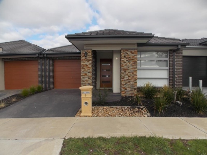 9 Muir Way, Mernda VIC 3754