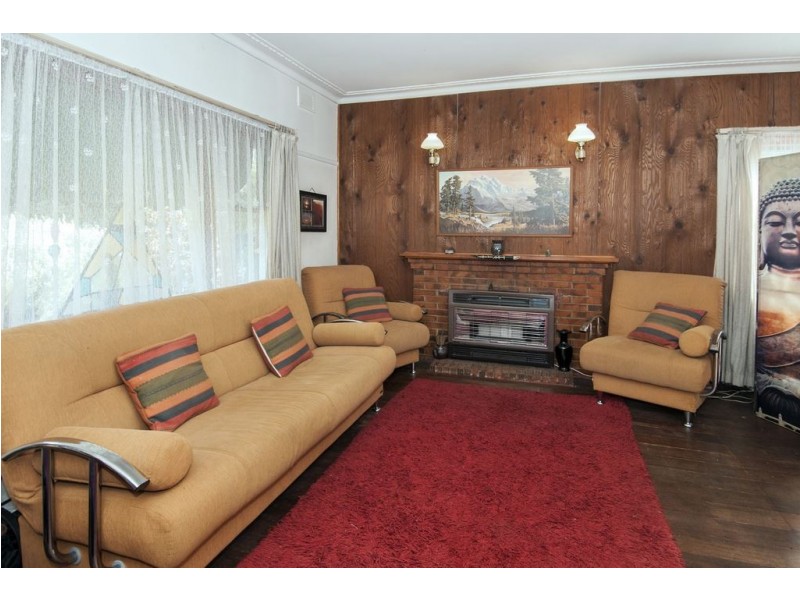 130 The Boulevard, Thomastown VIC 3074