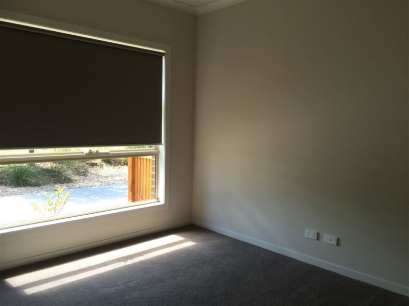 8 Wilhelmina Walk, Epping VIC 3076