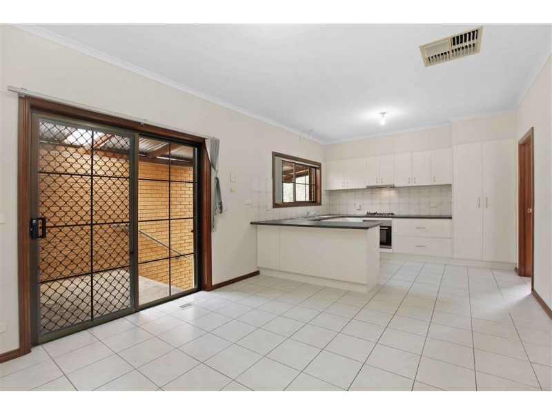 33 Grand Parade, Epping VIC 3076